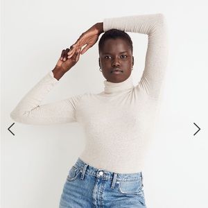 NWOT Madewell Turtleneck Bodysuit in Heather Pebble Size L